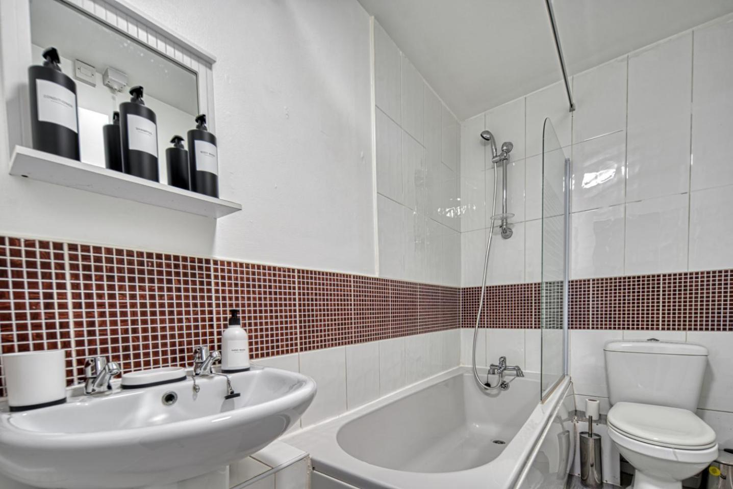 Central Nottingham 3 Bed House With Driveway Exterior foto
